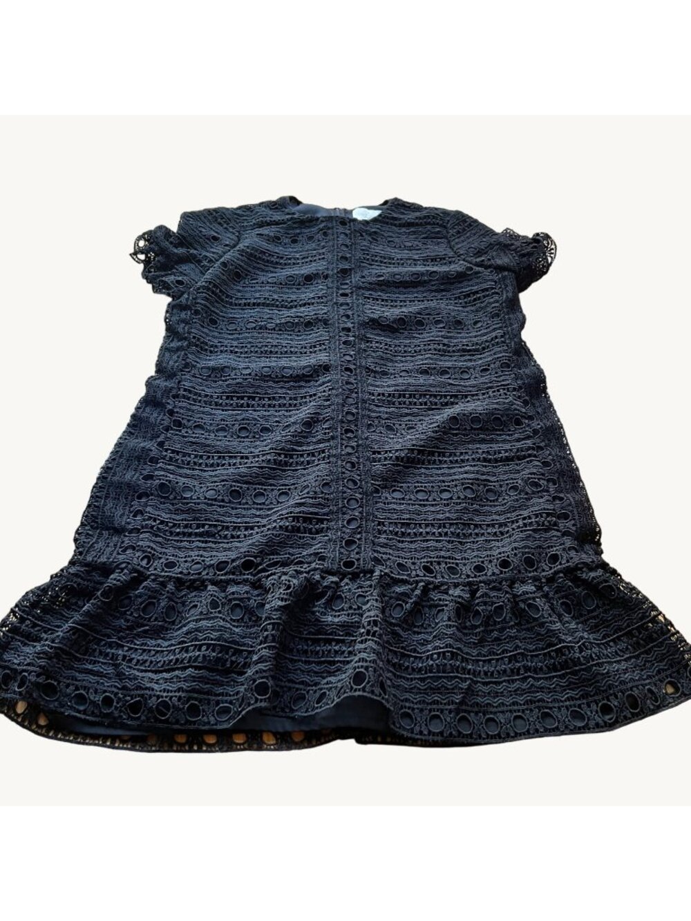 Kate Spade Size 6 Black 100% Cotton Lace Short Sleeve Flounce Hem Shift Dress